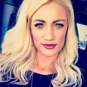 Meet your Posher, Ellen